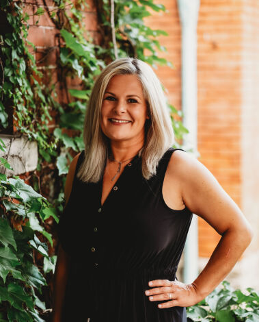 Spa Owner, Aesthetician, Laser Hair Removal &  Body Contour Specialist